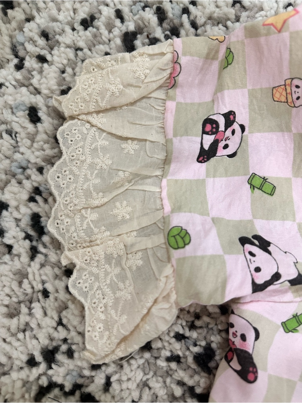 Women's‎ Pink Floral Ruffle Short Pajama Set size M - Picture 3 of 6